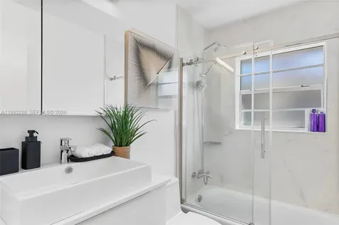 2207 NE 16th Avenue Wilton Manors FL 33305