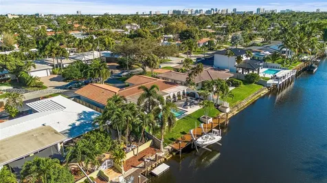 2207 NE 16th Avenue Wilton Manors FL 33305