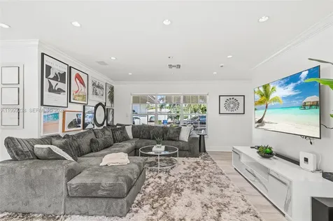 2207 NE 16th Avenue Wilton Manors FL 33305