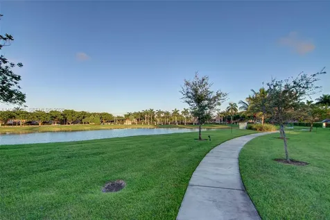 22721 SW 88th Place Cutler Bay FL 33190