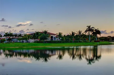 22721 SW 88th Place Cutler Bay FL 33190