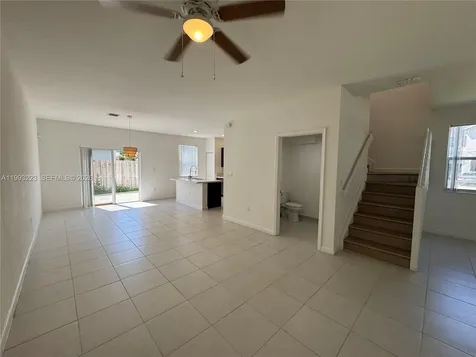 1110 SE 27th Terrace Homestead FL 33035