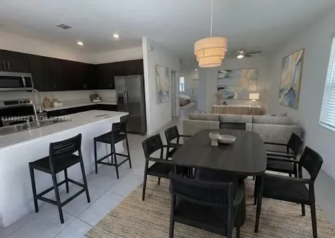 1110 SE 27th Terrace Homestead FL 33035