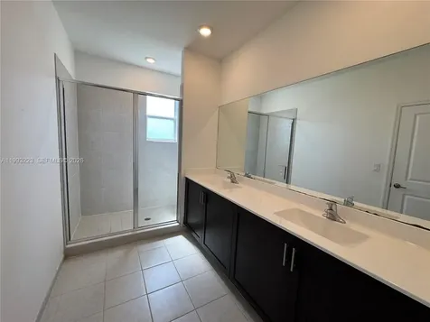 1110 SE 27th Terrace Homestead FL 33035