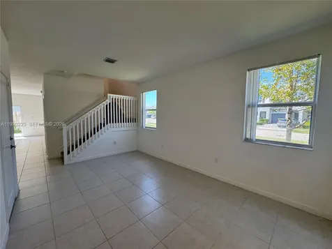 1110 SE 27th Terrace Homestead FL 33035