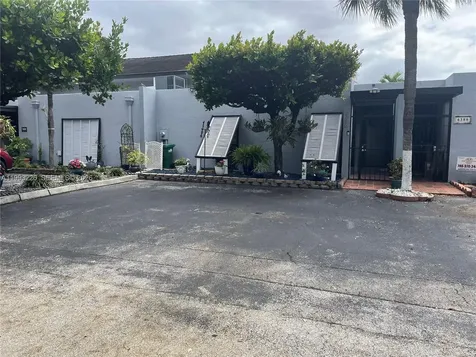 6386 Milk Wagon Lane Miami Lakes FL 33014