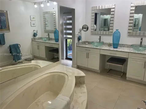 6386 Milk Wagon Lane Miami Lakes FL 33014