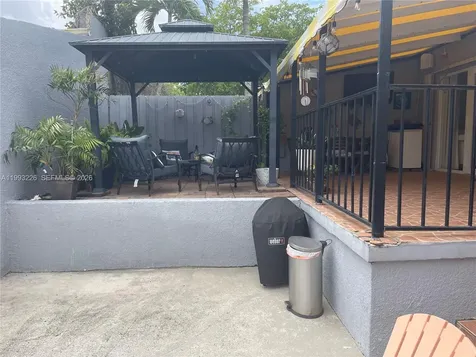 6386 Milk Wagon Lane Miami Lakes FL 33014