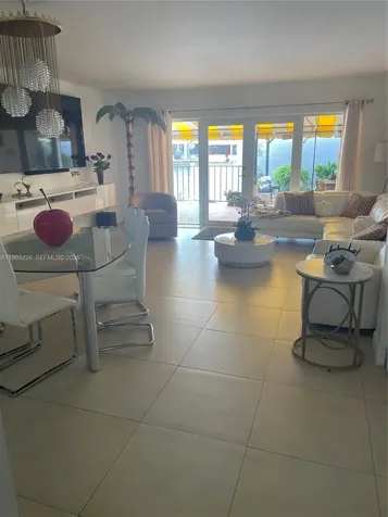 6386 Milk Wagon Lane Miami Lakes FL 33014