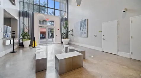 133 NE 2nd Avenue Miami FL 33132