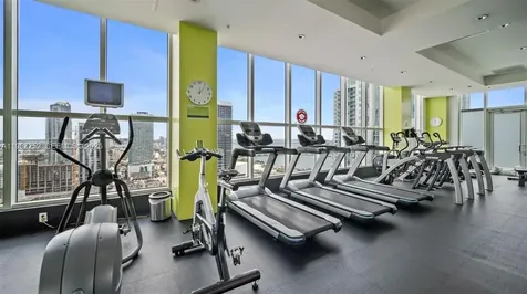 133 NE 2nd Avenue Miami FL 33132