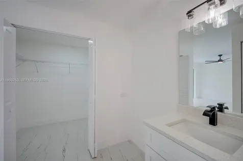 4305 SW 1st Avenue Cape Coral FL 33914