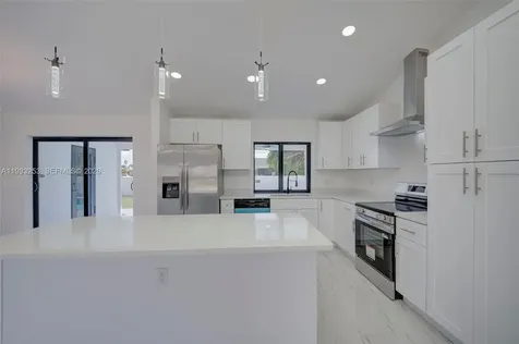 4305 SW 1st Avenue Cape Coral FL 33914