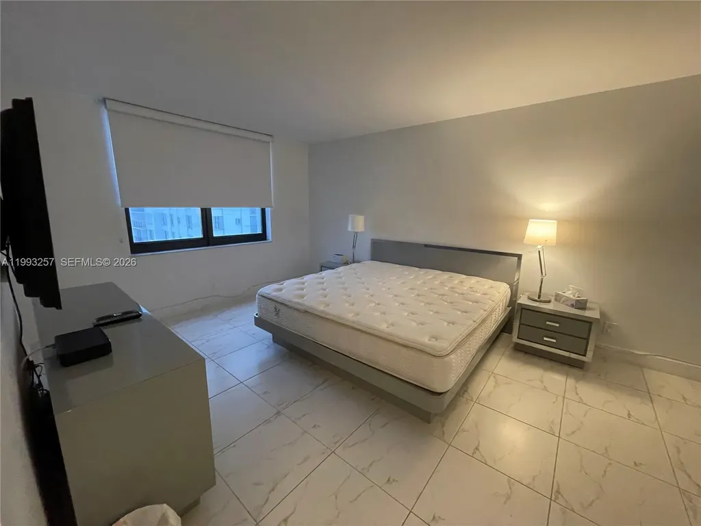 2301 S Ocean Drive Hollywood FL 33019