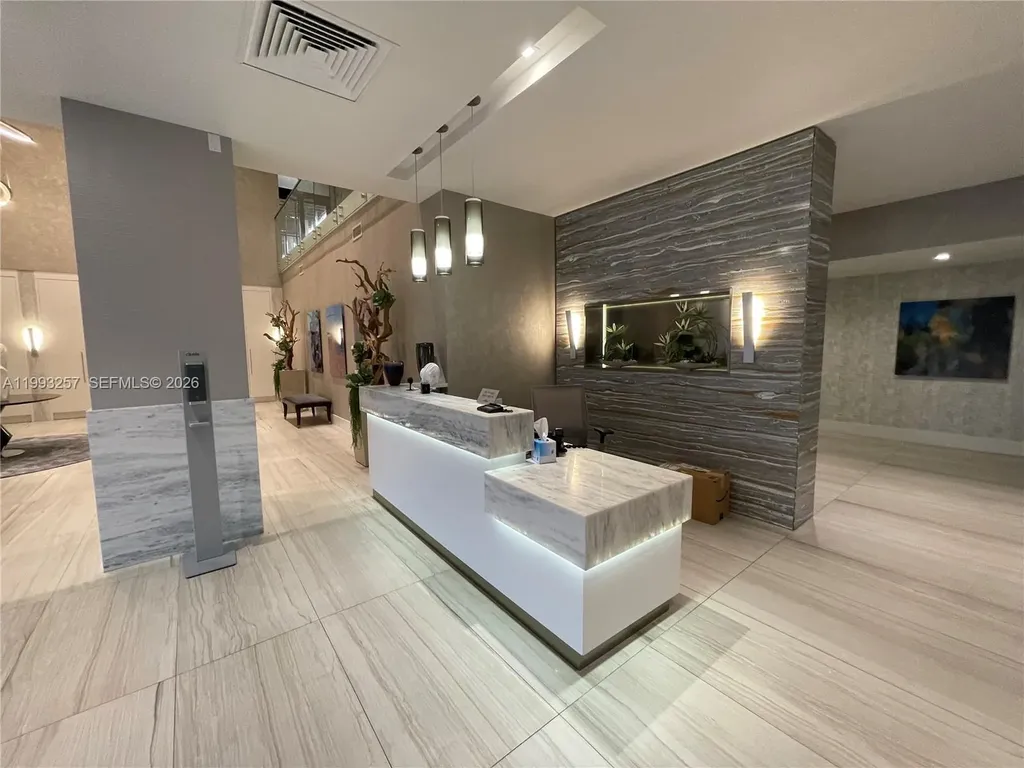 2301 S Ocean Drive Hollywood FL 33019