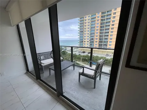 2301 S Ocean Drive Hollywood FL 33019