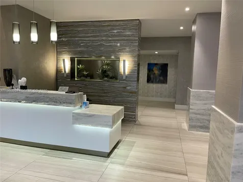 2301 S Ocean Drive Hollywood FL 33019
