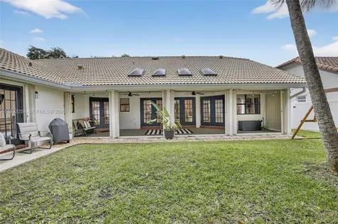 10910 NW 18th Court Plantation FL 33322