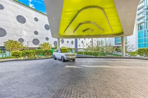 501 NE 31 Street Miami FL 33137