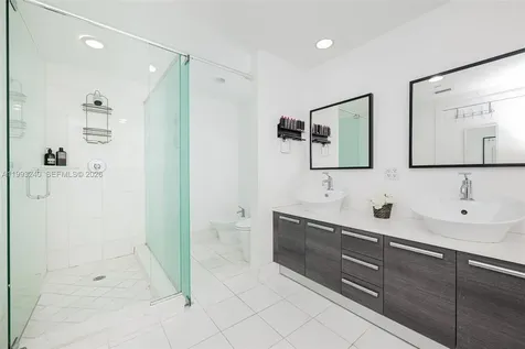 2950 NE 188th Street Aventura FL 33180