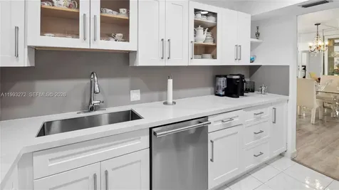 20301 W Country Club Drive Aventura FL 33180