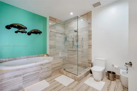 16001 Collins Avenue Sunny Isles Beach FL 33160