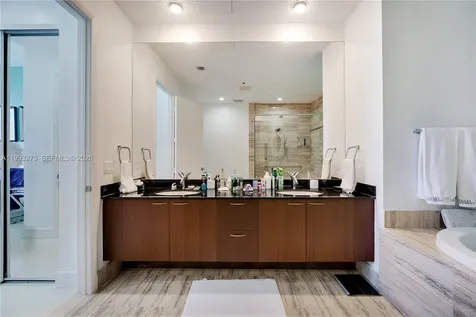 16001 Collins Avenue Sunny Isles Beach FL 33160