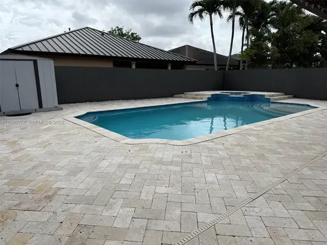 725 NW 135th Court Miami FL 33182