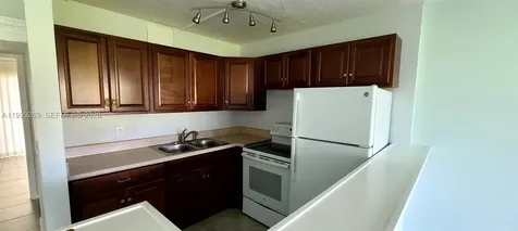 7 Fanshaw A Boca Raton FL 33434