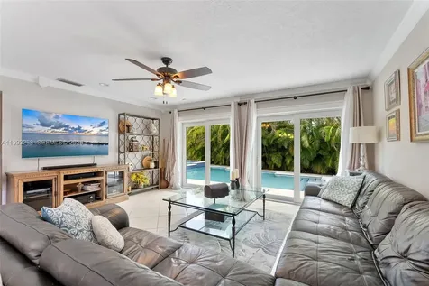 11798 SW 32nd Street Miami FL 33175