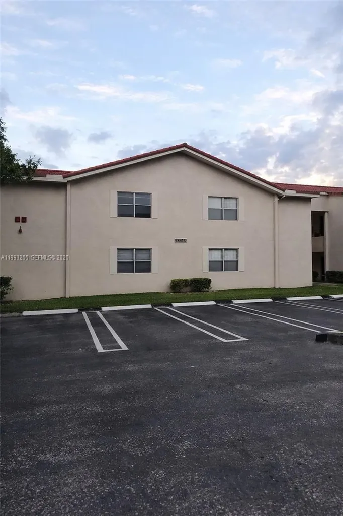 3748 N University Drive Coral Springs FL 33065
