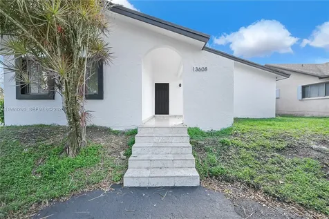 13608 SW 286th Terrace Homestead FL 33033