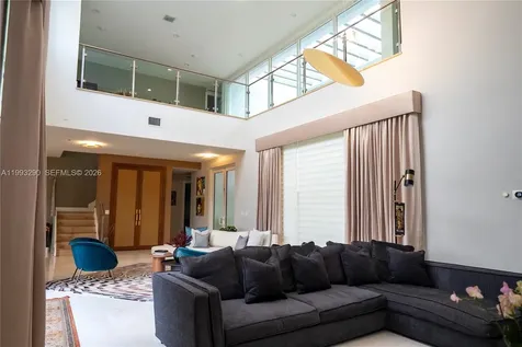 10272 NW 75th Terrace Doral FL 33178