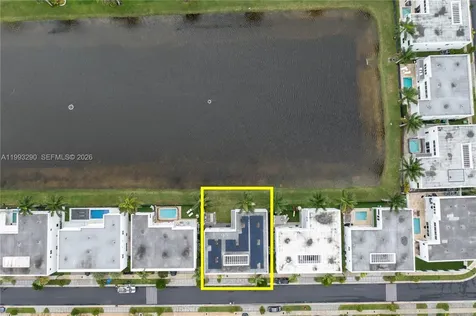10272 NW 75th Terrace Doral FL 33178