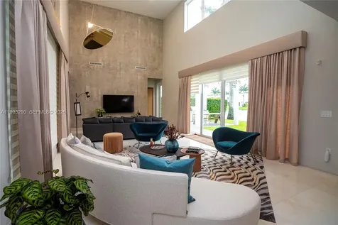 10272 NW 75th Terrace Doral FL 33178