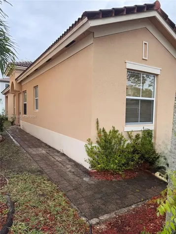 3951 NE 11th Drive Homestead FL 33033