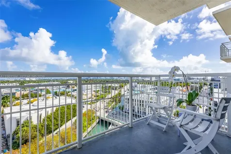 1688 West Avenue Miami Beach FL 33139