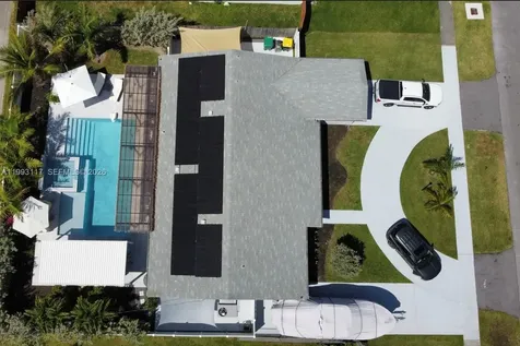 426 SE 3rd Street Dania Beach FL 33004