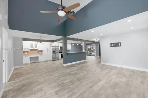 6192 Laurel Lane Tamarac FL 33319
