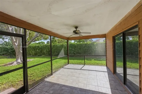 6192 Laurel Lane Tamarac FL 33319