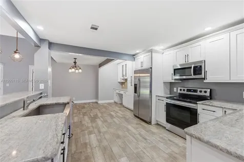 6192 Laurel Lane Tamarac FL 33319