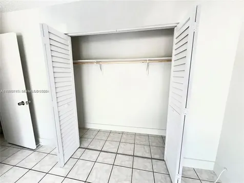 951 SW 7th Street Miami FL 33130