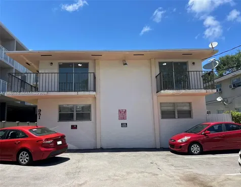 951 SW 7th Street Miami FL 33130