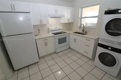 951 SW 7th Street Miami FL 33130