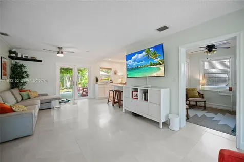 350 NE 59th Street Oakland Park FL 33334