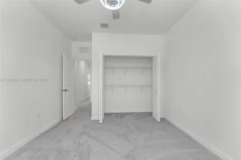 2425 SE 28th Drive Homestead FL 33035