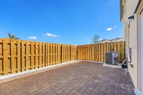 2425 SE 28th Drive Homestead FL 33035
