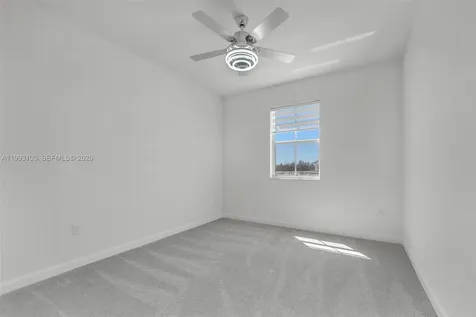 2425 SE 28th Drive Homestead FL 33035