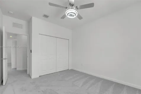 2425 SE 28th Drive Homestead FL 33035
