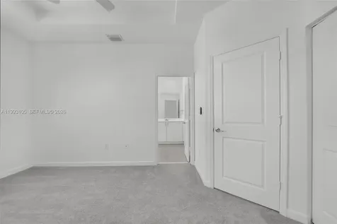 2425 SE 28th Drive Homestead FL 33035
